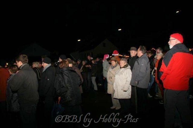 8. Weihnachtskonzert auf dem Weihnachtsmarkt Schmelz