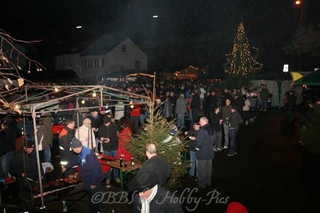 8. Weihnachtskonzert auf dem Weihnachtsmarkt Schmelz