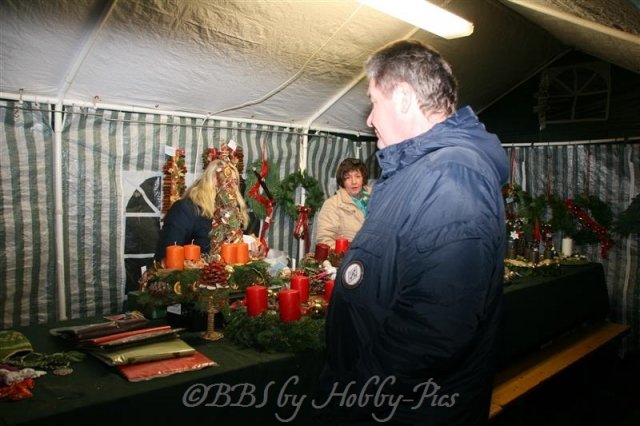 8. Weihnachtskonzert auf dem Weihnachtsmarkt Schmelz