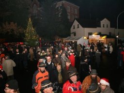 8. Weihnachtskonzert auf dem Weihnachtsmarkt Schmelz