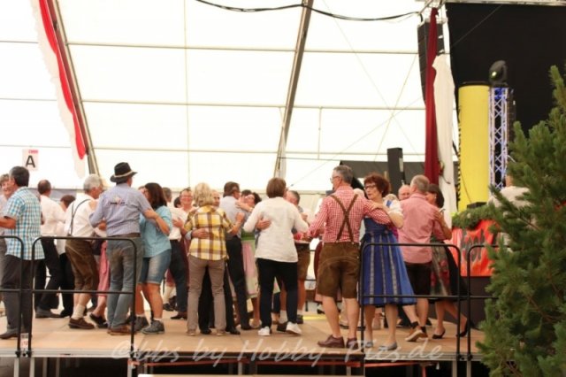 25. Pfunds-Kerle Fest, Sonntag