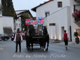 Festzug zum Festzelt