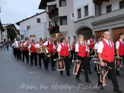 Festzug zum Festzelt