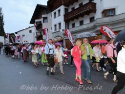 Festzug zum Festzelt