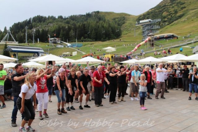 Pfunds-Kerle Fan Wandertag, Möseralm