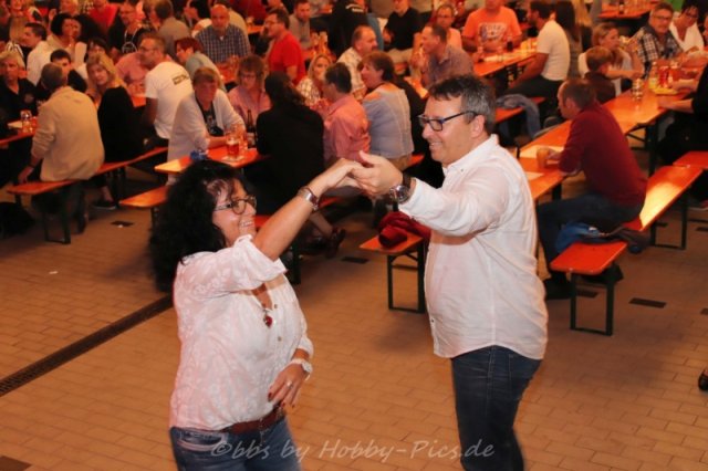 Alpenrock im Feuerwehrhaus, Samstag