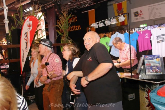 Alpenrock im Feuerwehrhaus, Samstag