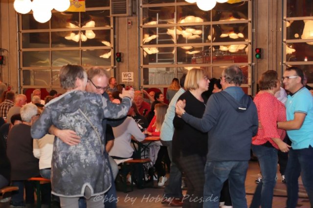 Alpenrock im Feuerwehrhaus, Samstag