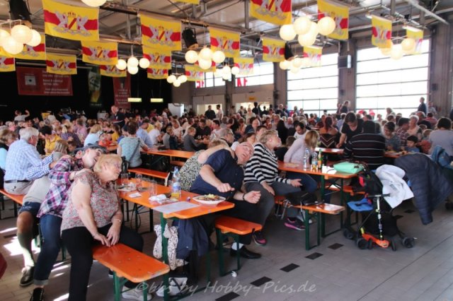Alpenrock im Feuerwehrhaus, Samstag