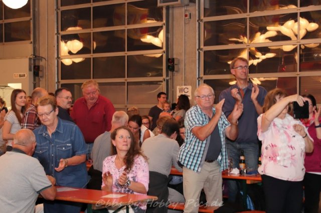 Alpenrock im Feuerwehrhaus, Samstag
