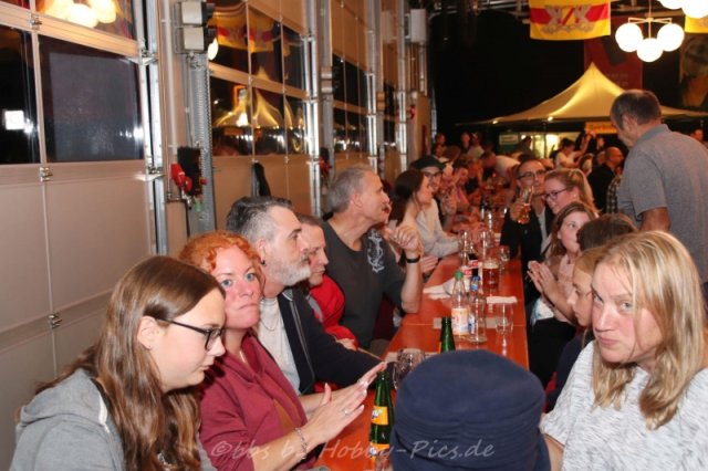 Alpenrock im Feuerwehrhaus, Samstag