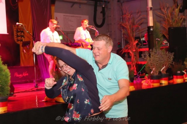 Alpenrock im Feuerwehrhaus, Samstag