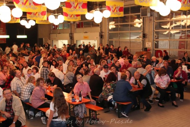 Alpenrock im Feuerwehrhaus, Samstag
