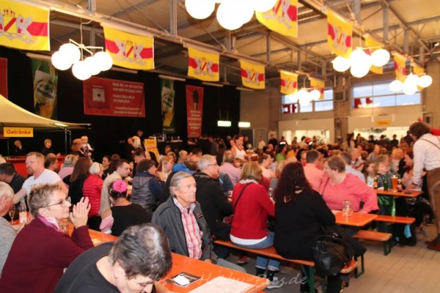 Alpenrock im Feuerwehrhaus, Samstag