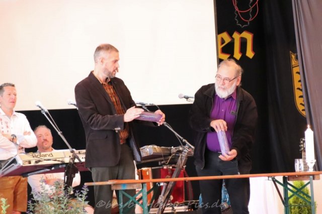 Alpenrock im Feuerwehrhaus, Sonntag
