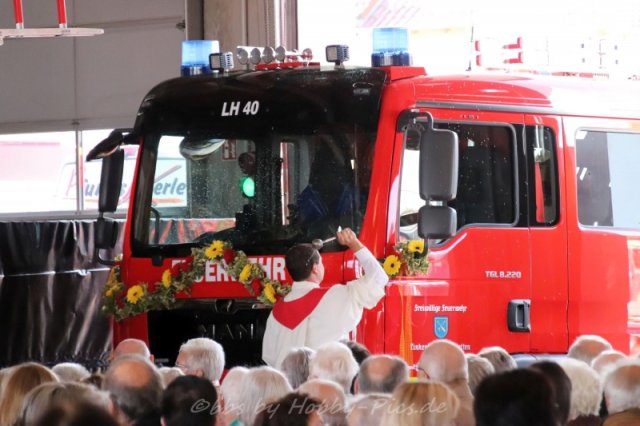 Alpenrock im Feuerwehrhaus, Sonntag