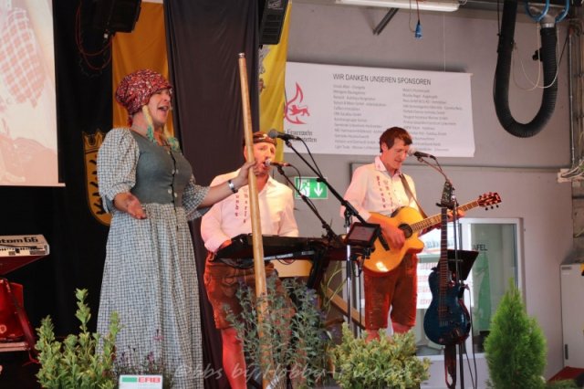 Alpenrock im Feuerwehrhaus, Sonntag