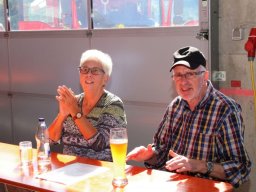 Alpenrock im Feuerwehrhaus, Sonntag