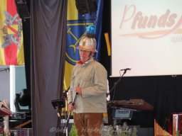 Alpenrock im Feuerwehrhaus, Sonntag