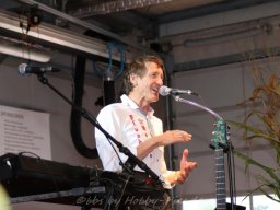 Alpenrock im Feuerwehrhaus, Sonntag