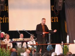 Alpenrock im Feuerwehrhaus, Sonntag