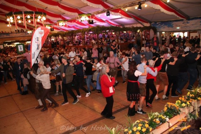 Donnerstag, 03.10.2019