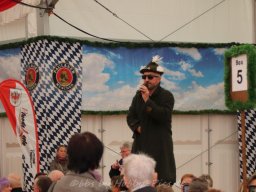 Donnerstag, 03.10.2019