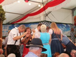 Donnerstag, 03.10.2019